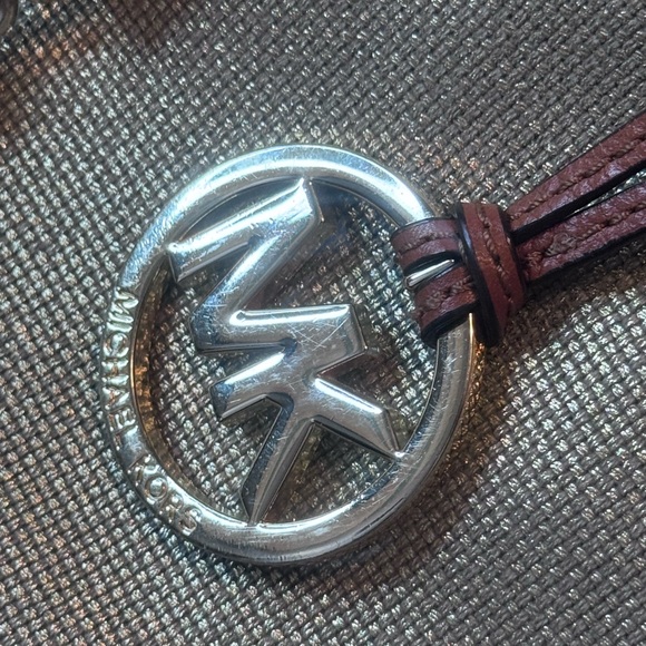 MICHAEL Michael Kors Metallic Gold Rope Tassel Shoulder Bag - Picture 14 of 16